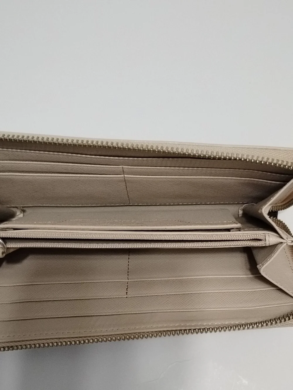 Roots Women's Wallet